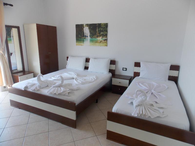 Hotel Real Саранда Экстерьер фото